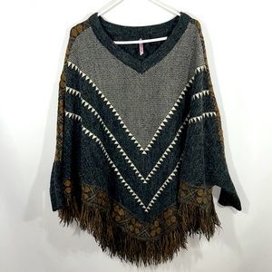 Love by Design Poncho with Sleeves